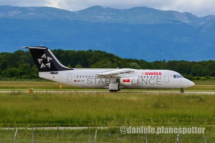 HB-IYV (msn E3377)