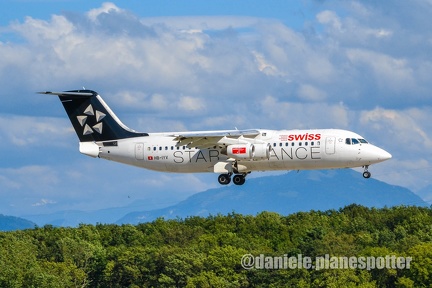 HB-IYV (msn E3377)
