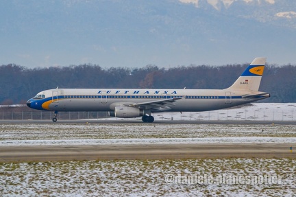 D-AIRX (msn 887)