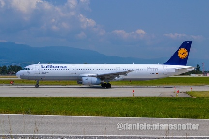 D-AIRT (msn 652)