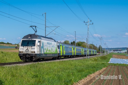 Re 465 008
